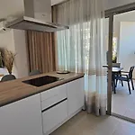 Garden Luxury Apartment *