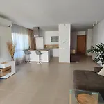 דירה Garden Luxury *